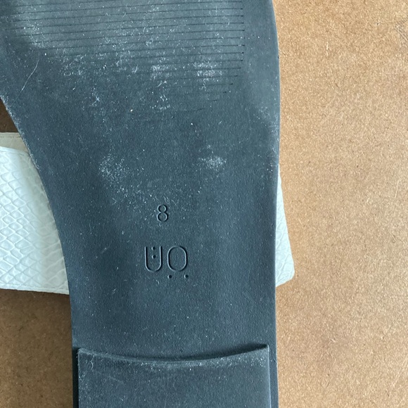 URBAN OUTFITTERS Women’s Size 8 Flat Slide Sandals - Picture 5 of 8